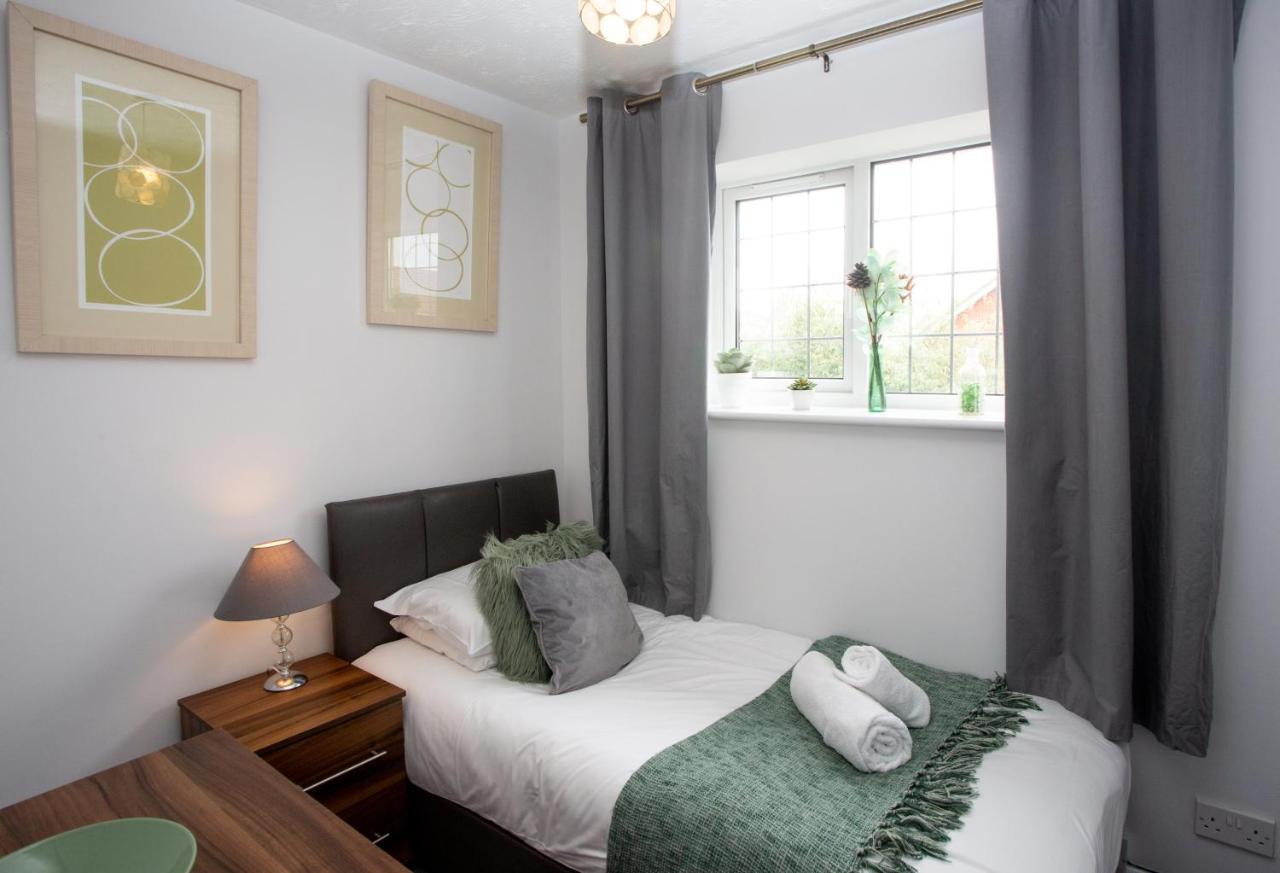 Bicester Serviced Accommodation - Oxfordshire Eksteriør billede